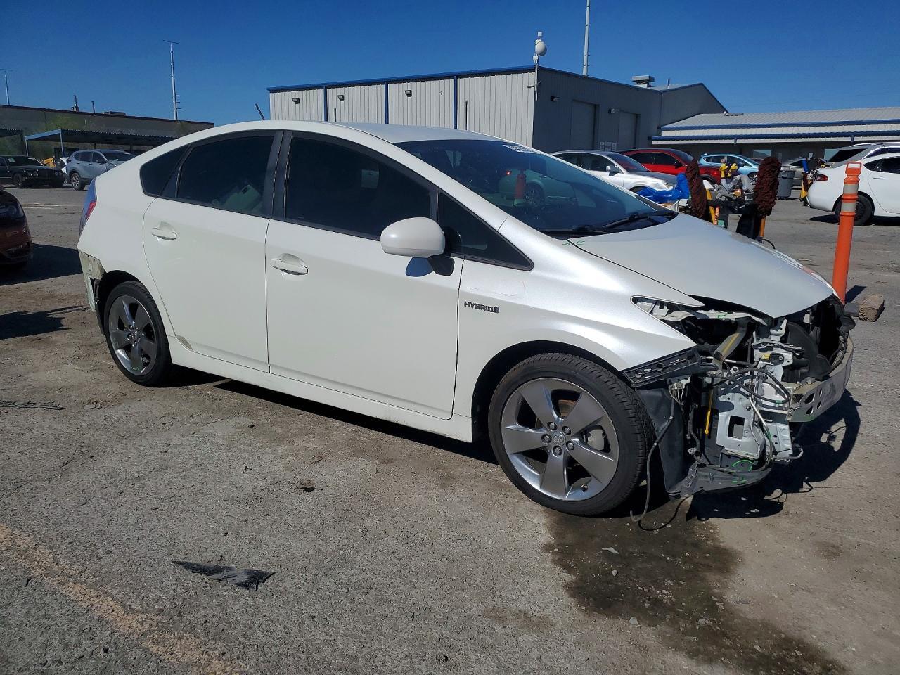 2013 TOYOTA PRIUS