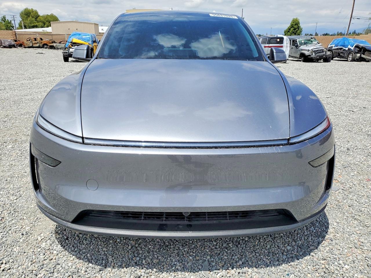 2026 TESLA MODEL Y