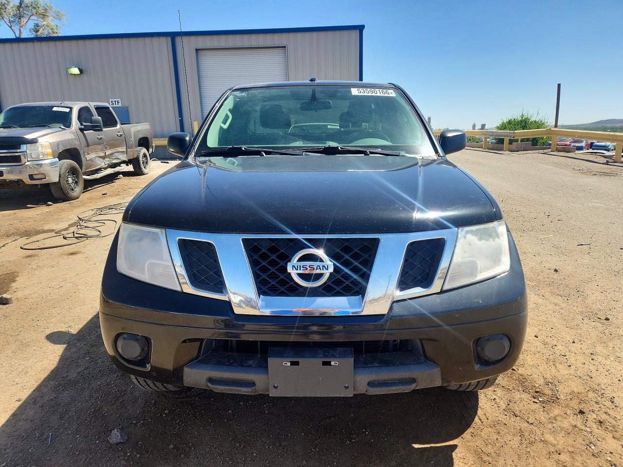2017 NISSAN Frontier