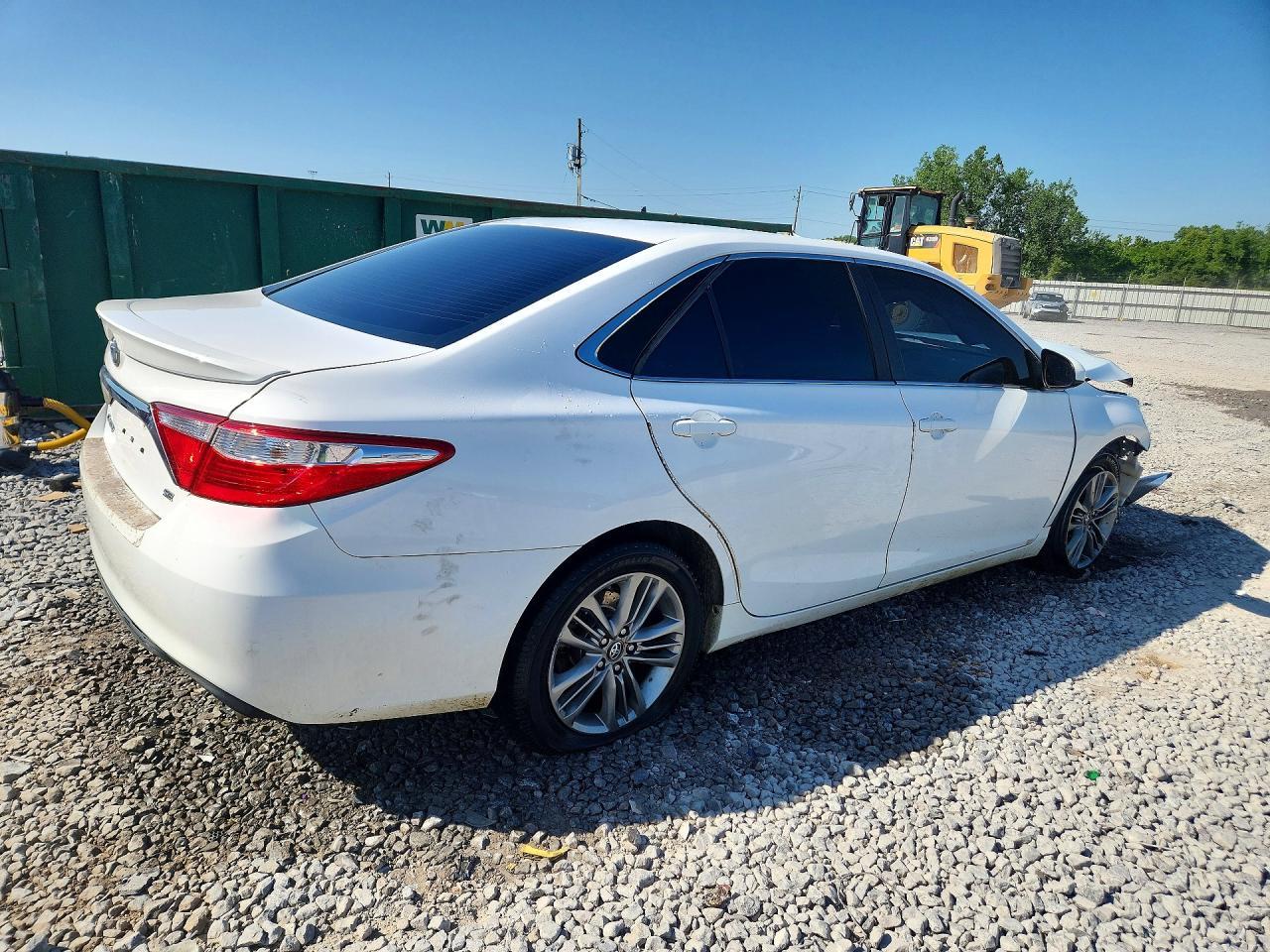 2017 TOYOTA CAMRY