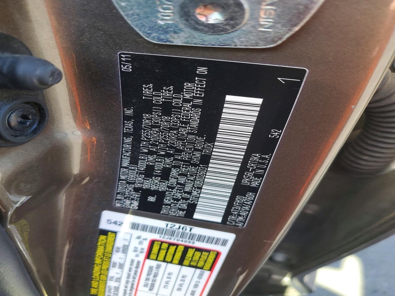 2011 TOYOTA TUNDRA
