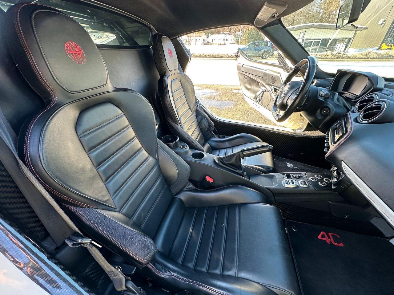 2016 ALFA ROMEO 4C