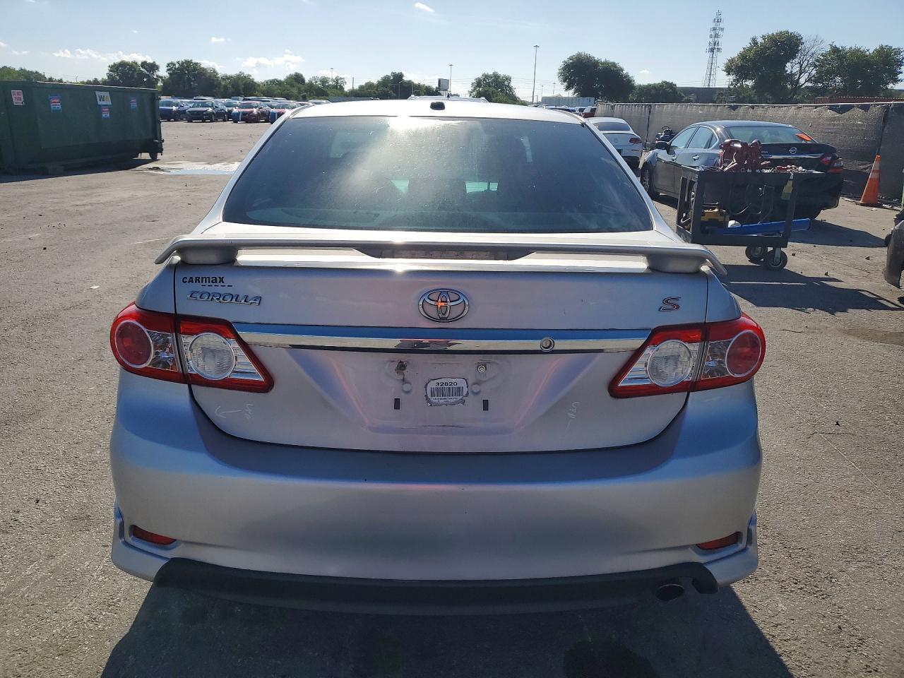 2011 TOYOTA COROLLA