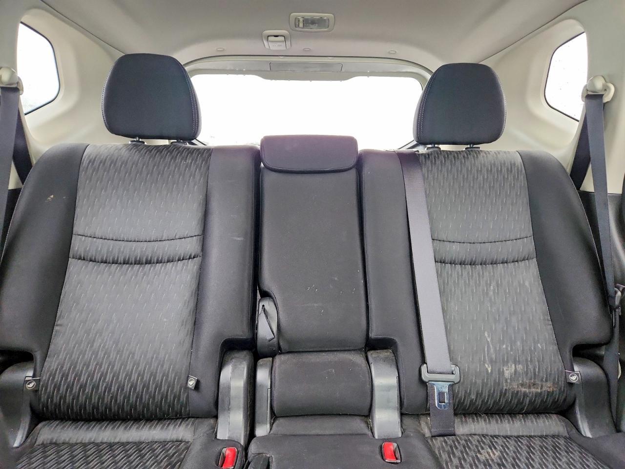 2017 NISSAN ROGUE