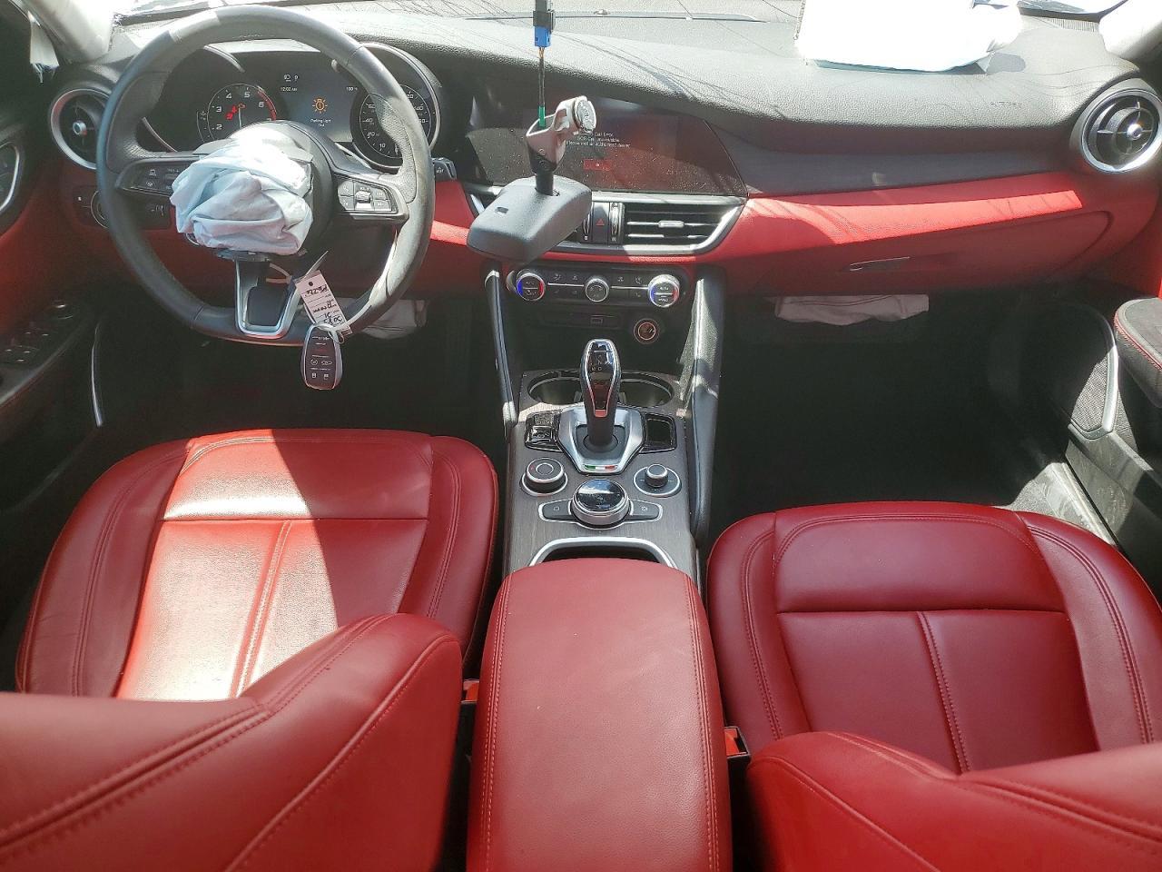 2021 ALFA ROMEO Giulia