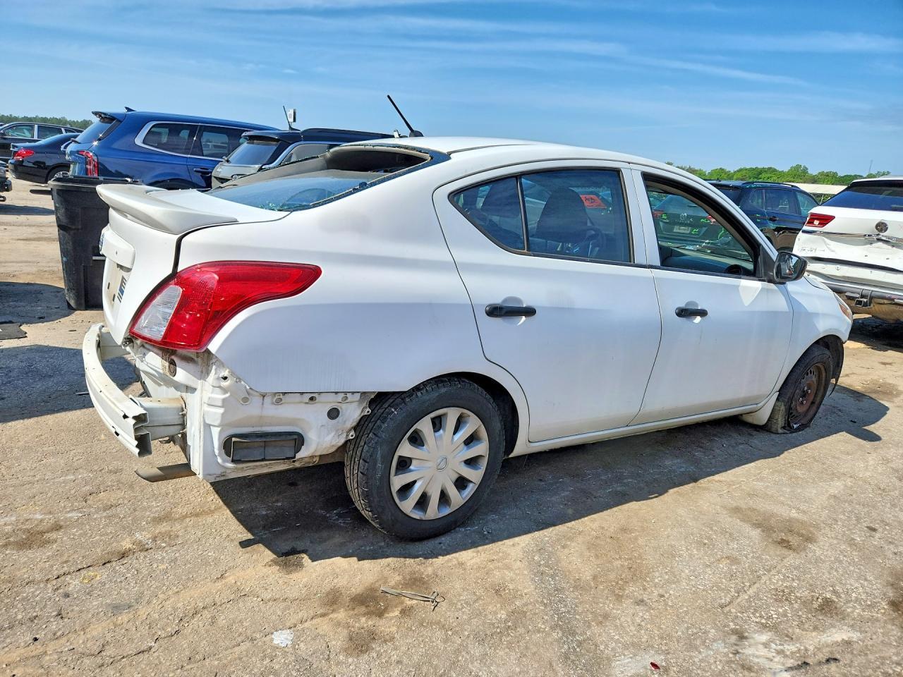 2018 NISSAN VERSA