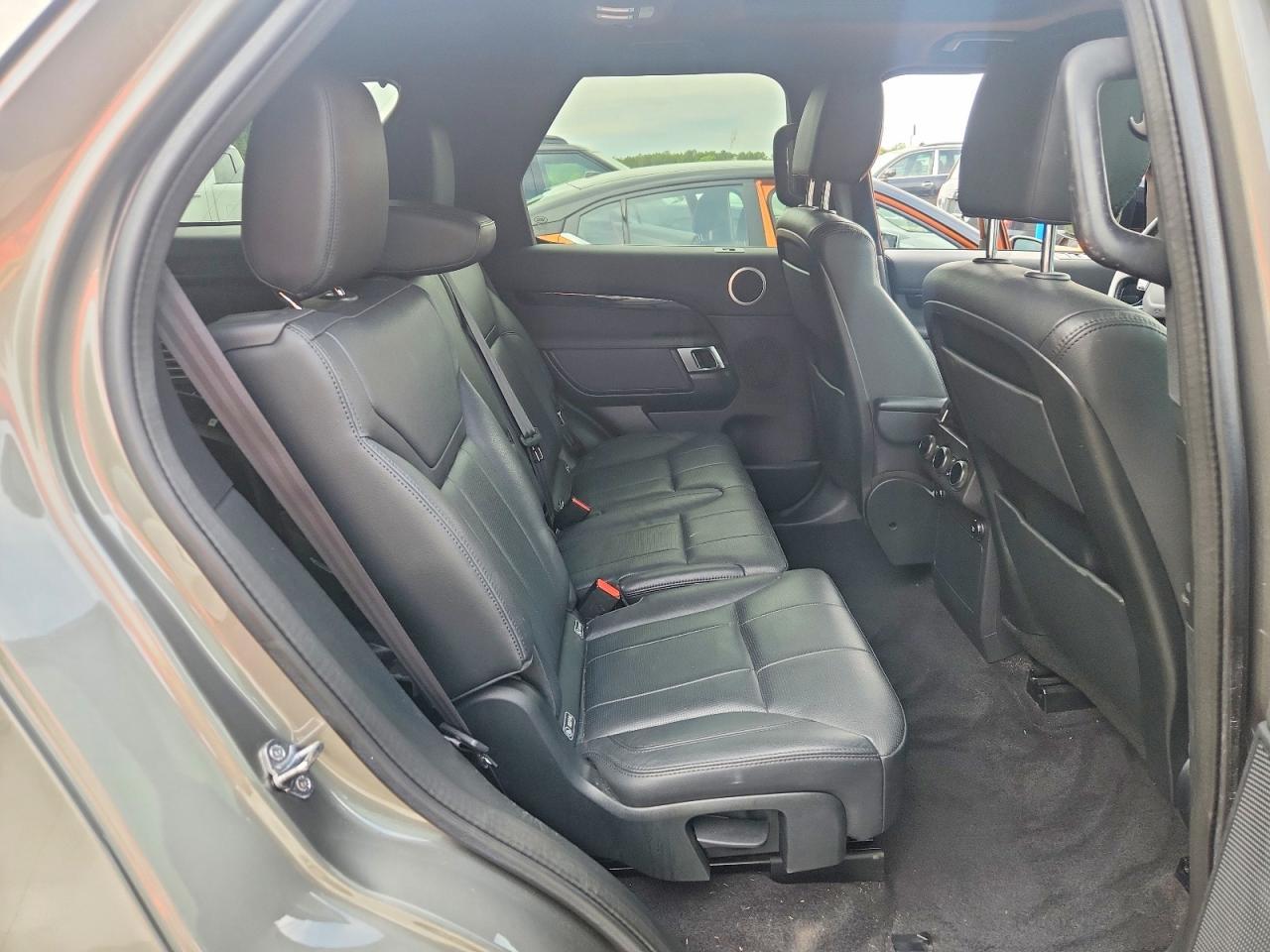 2019 LAND ROVER Discovery