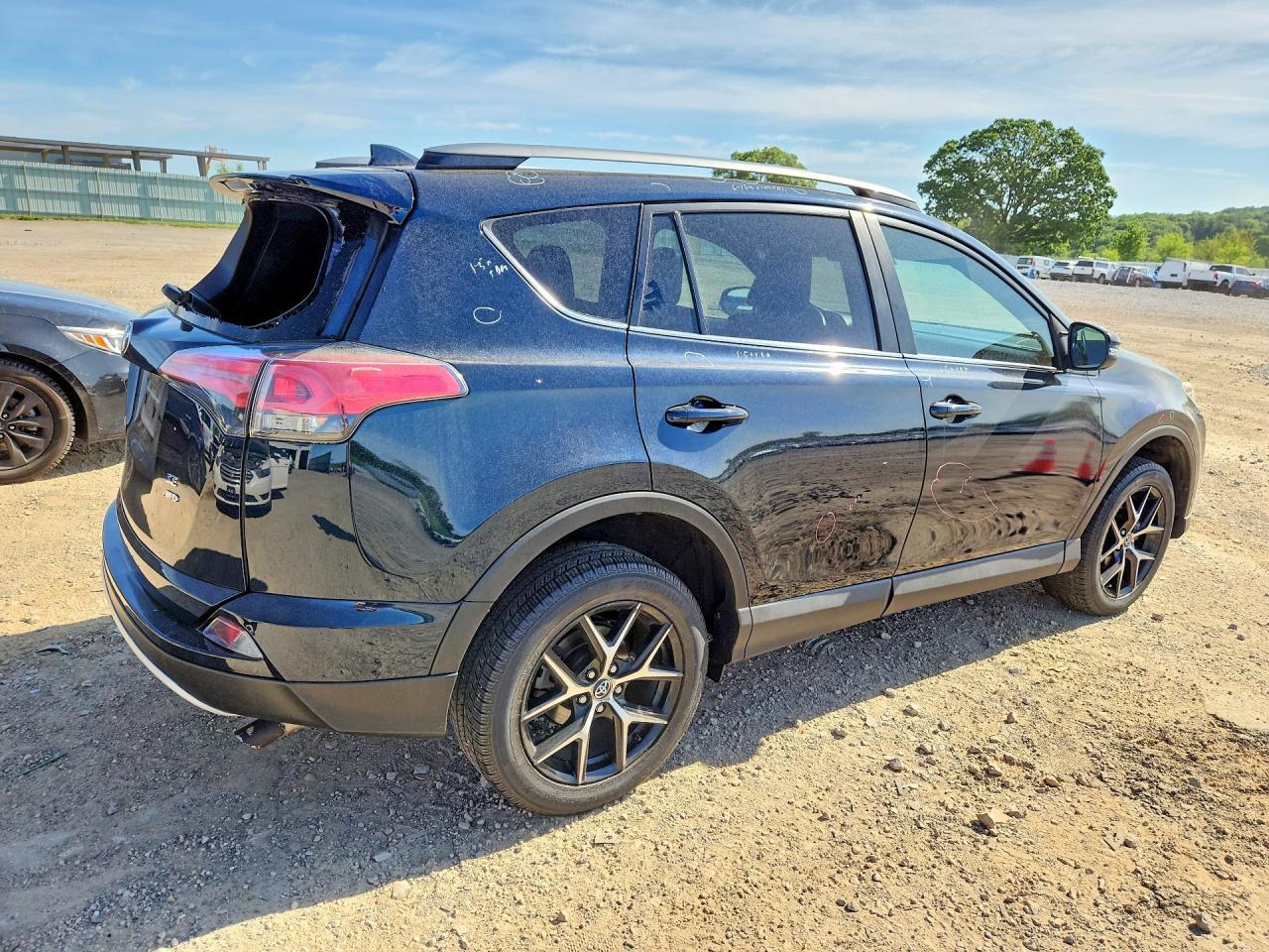 2017 TOYOTA RAV4