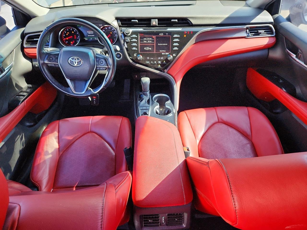 2019 TOYOTA CAMRY