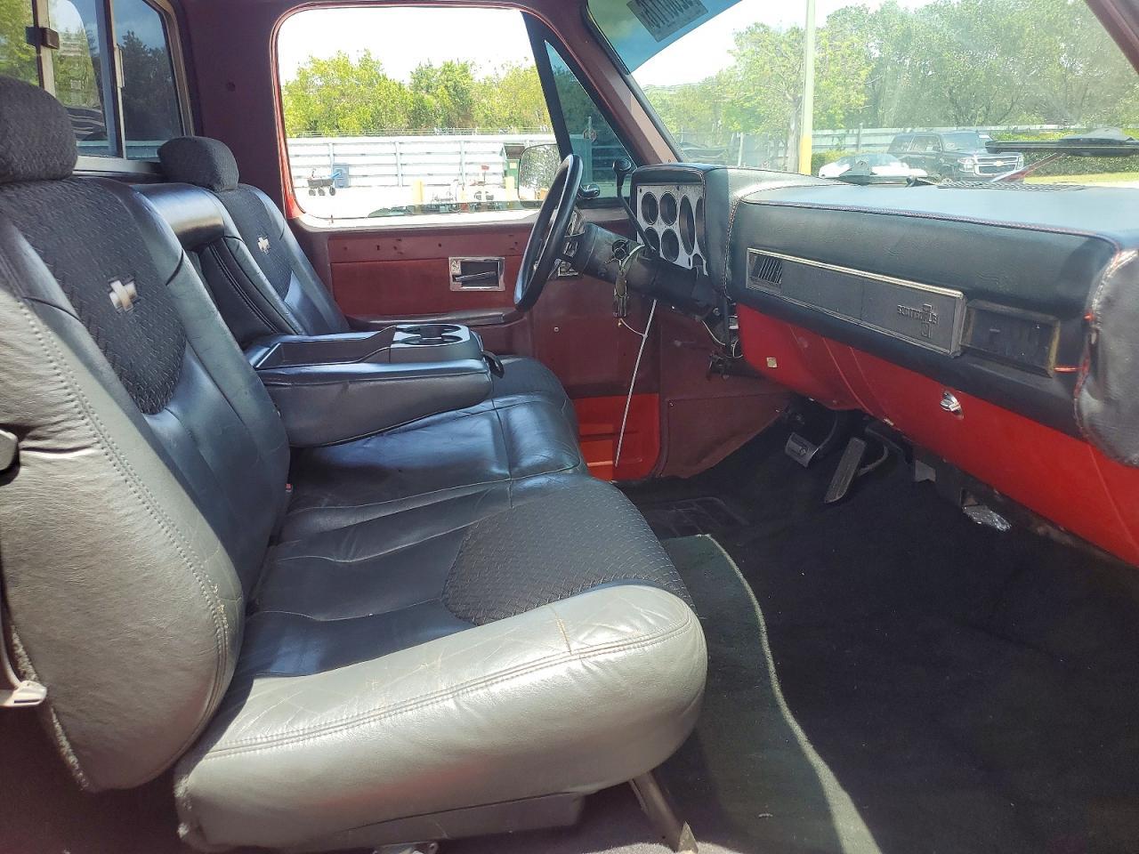 1983 CHEVROLET C10