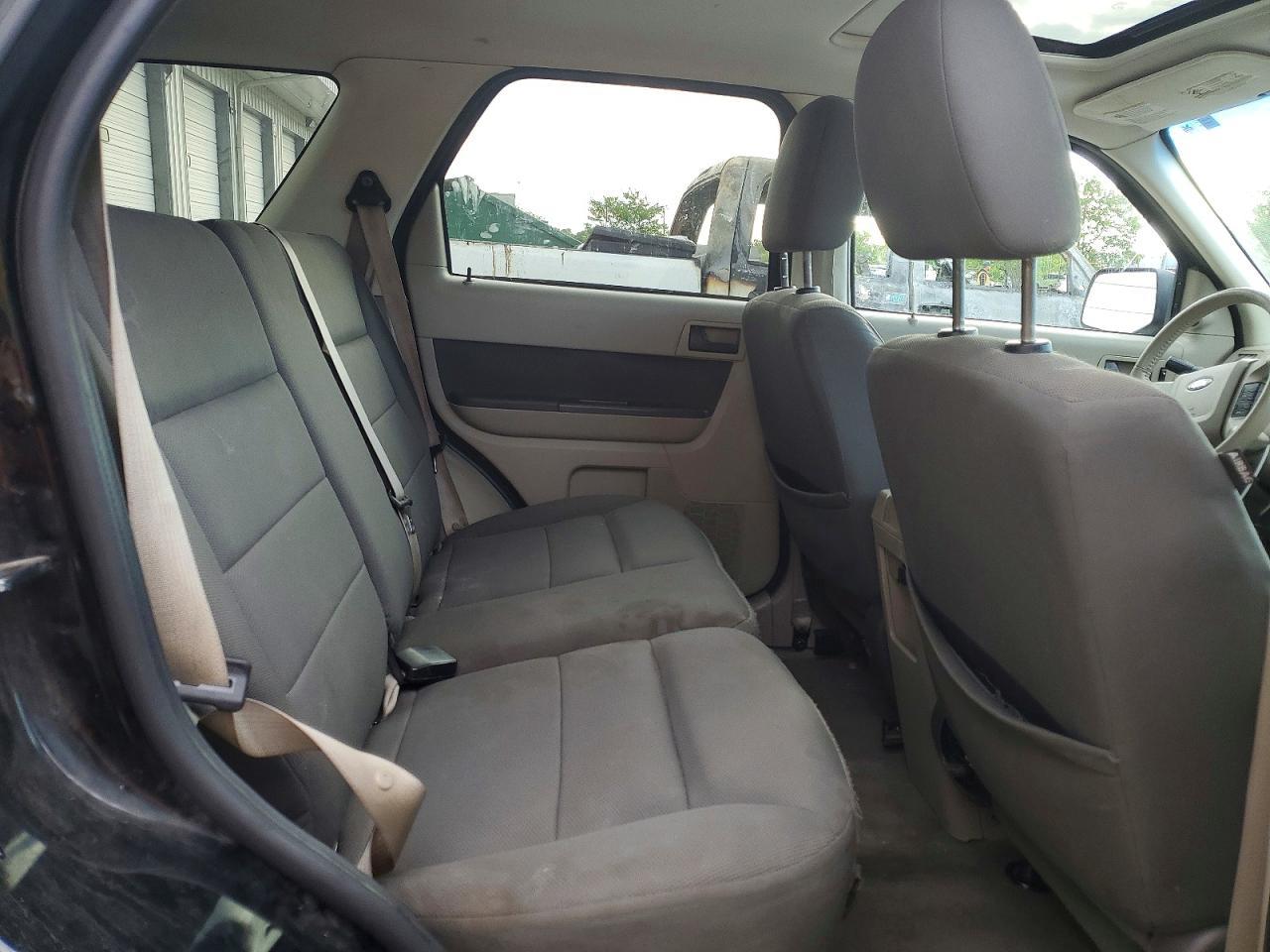 2009 FORD ESCAPE