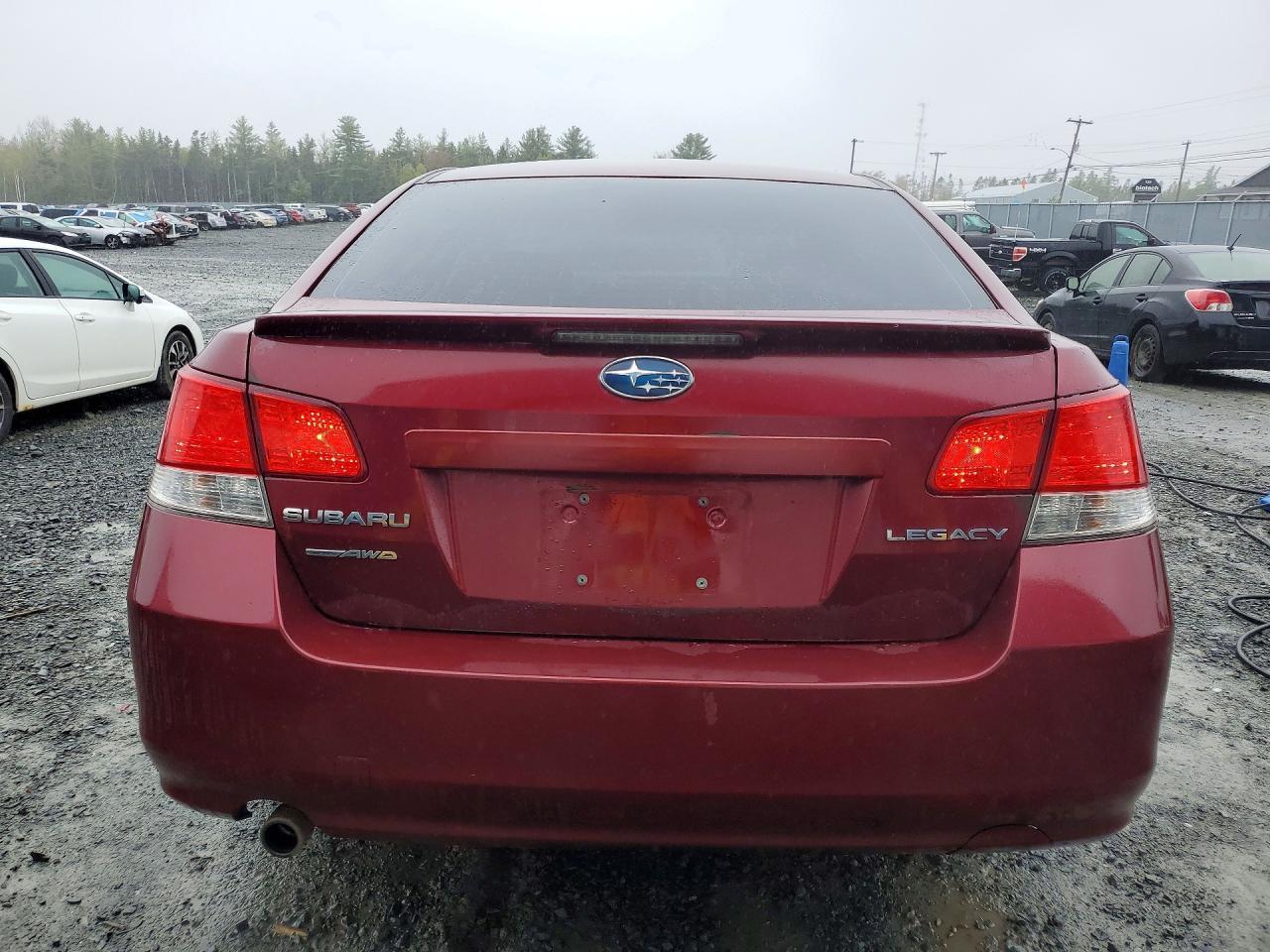2011 SUBARU Legacy