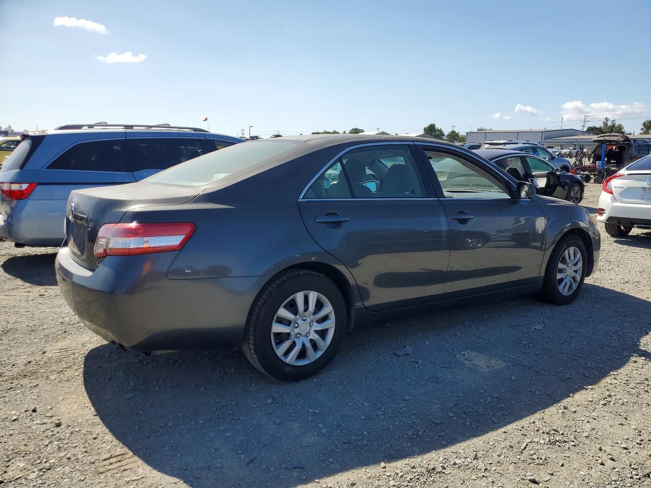 2010 TOYOTA CAMRY