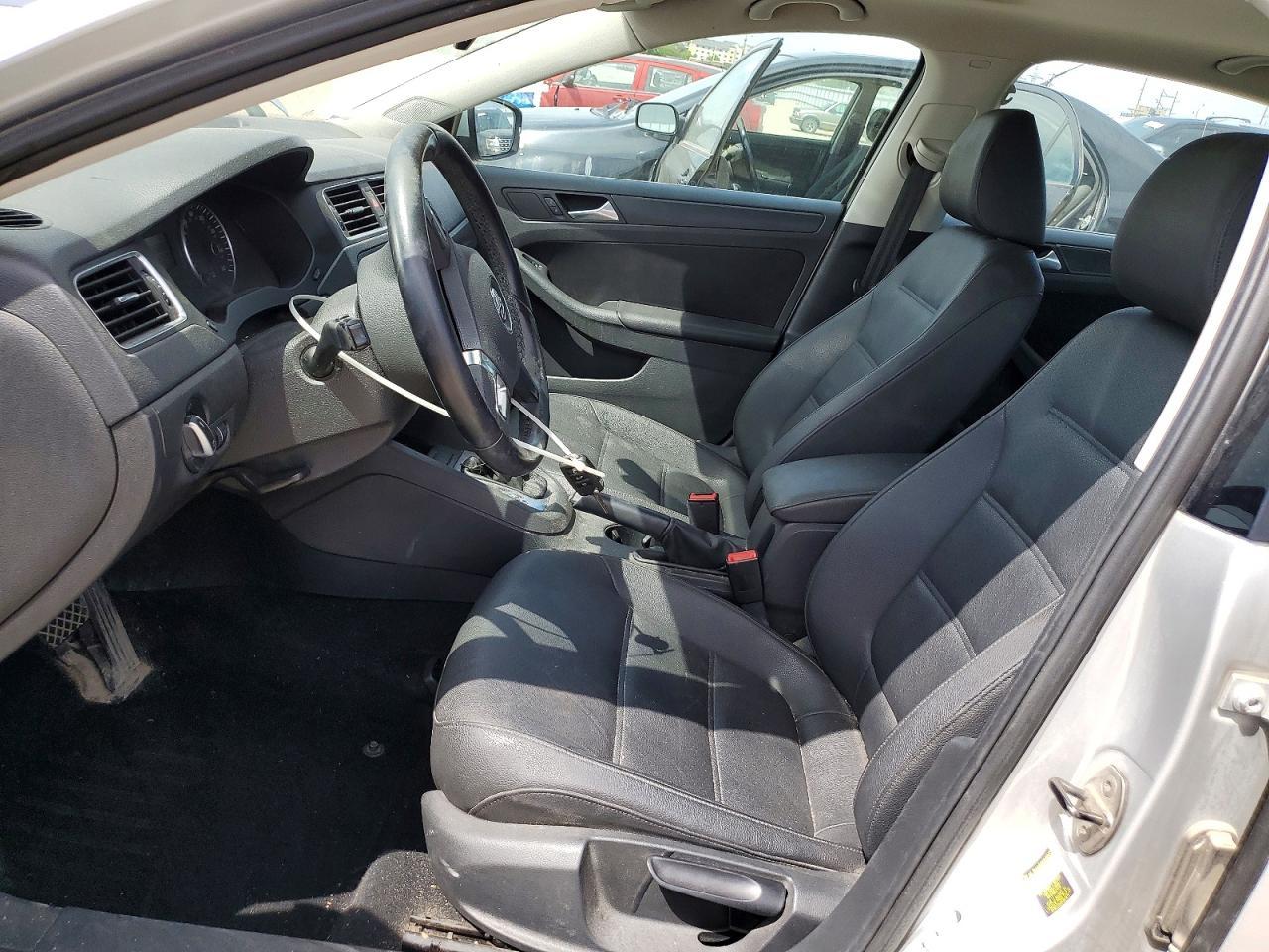 2012 VOLKSWAGEN JETTA