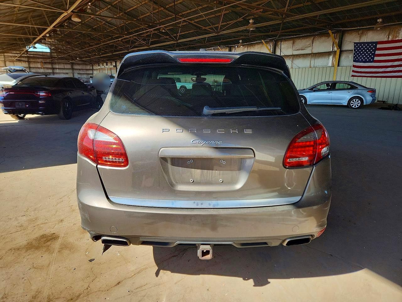 2012 PORSCHE CAYENNE