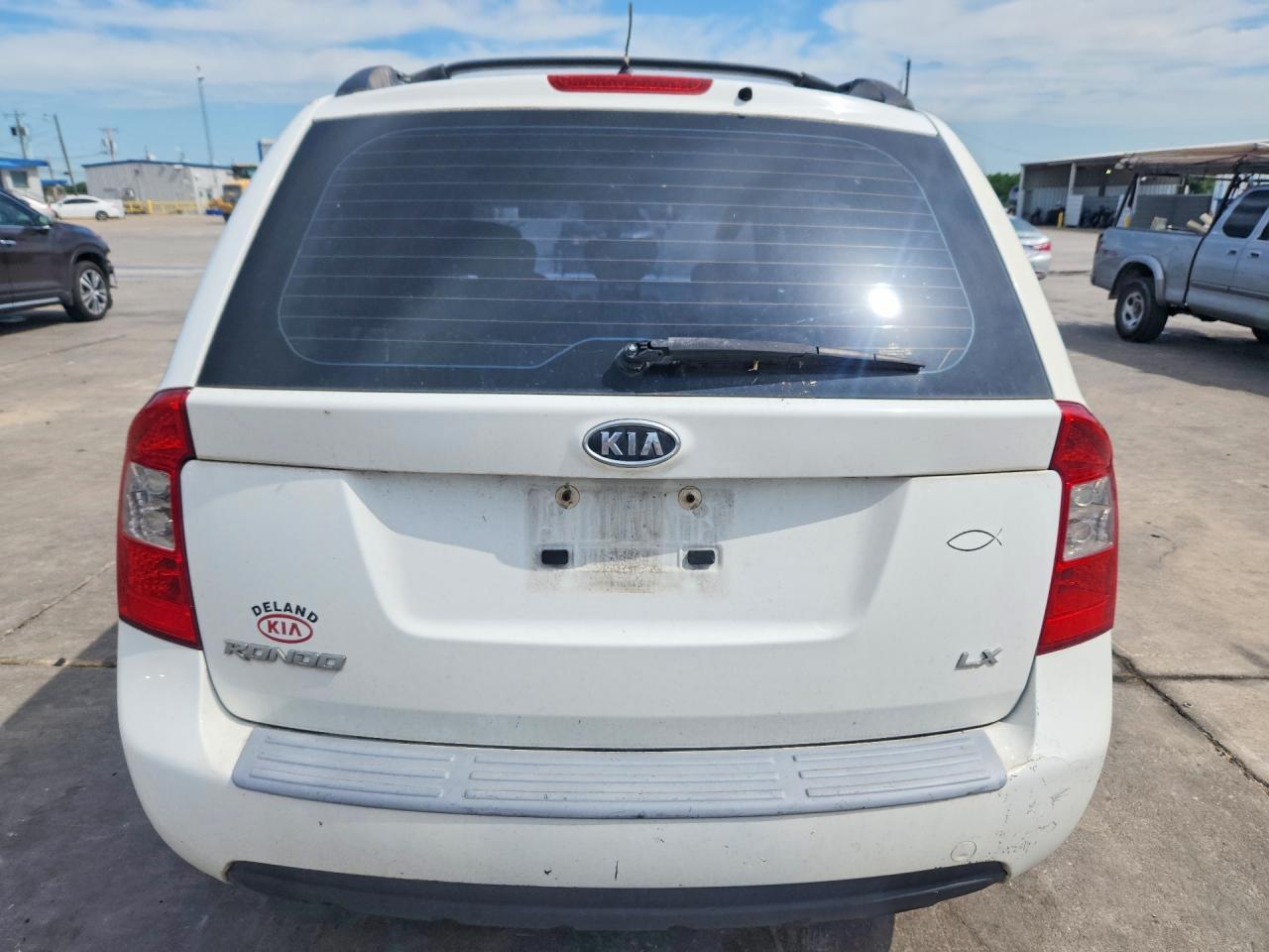 2008 KIA RONDO