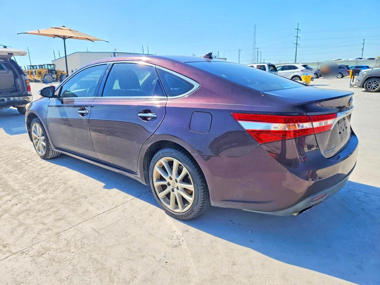 2014 TOYOTA Avalon