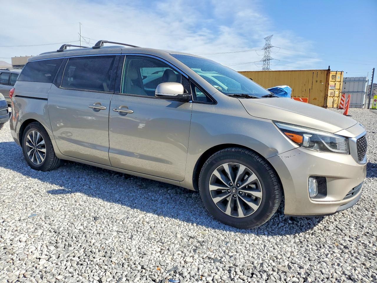 2015 KIA SEDONA