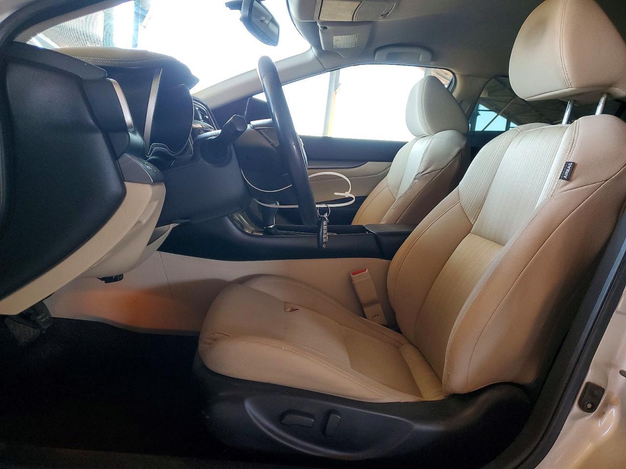 2017 NISSAN Maxima