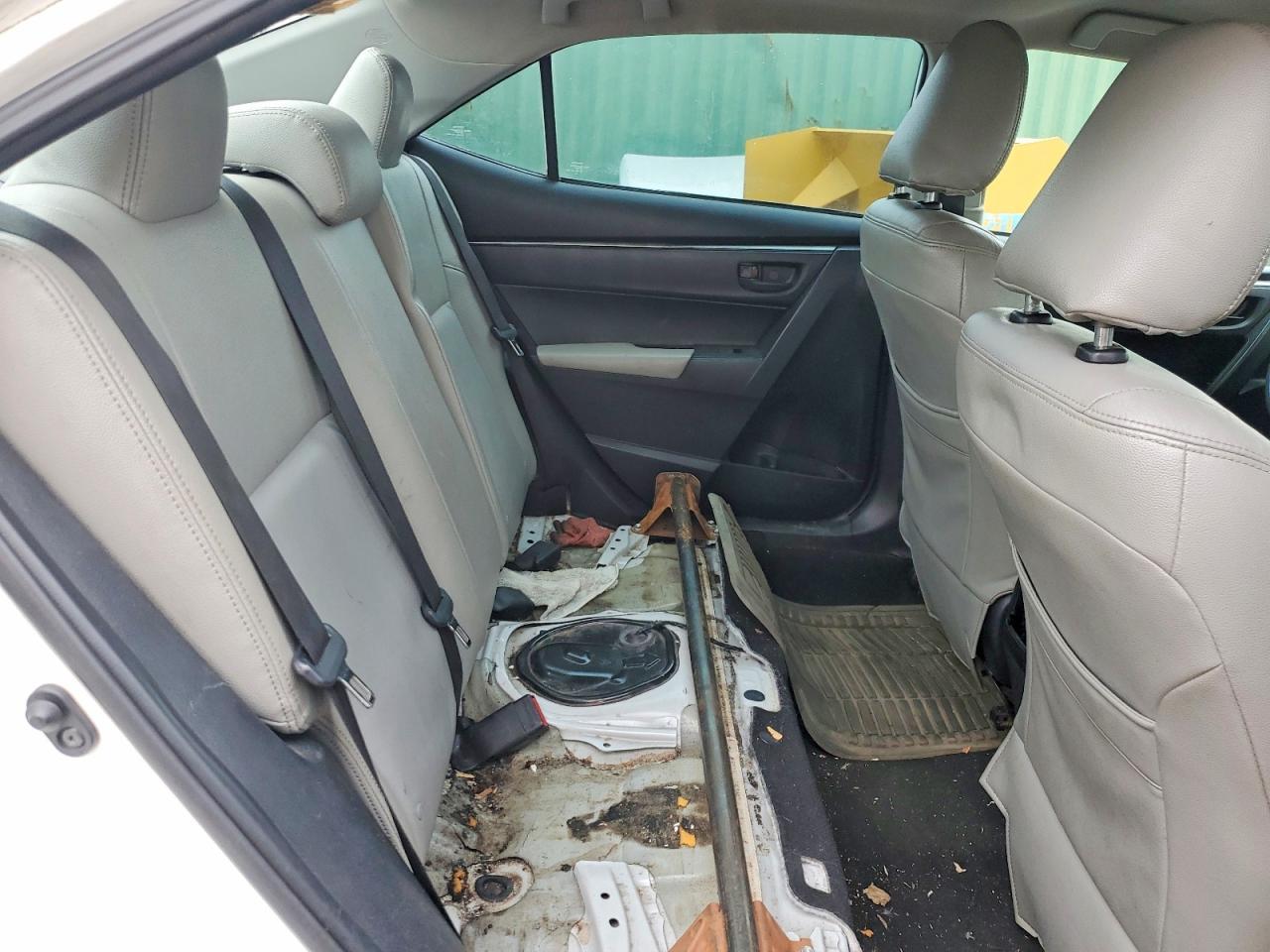 2015 TOYOTA COROLLA