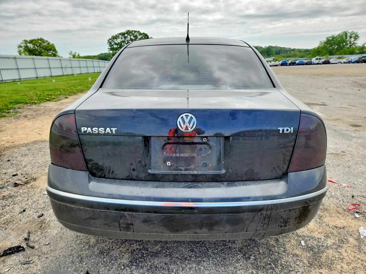2005 VOLKSWAGEN Passat