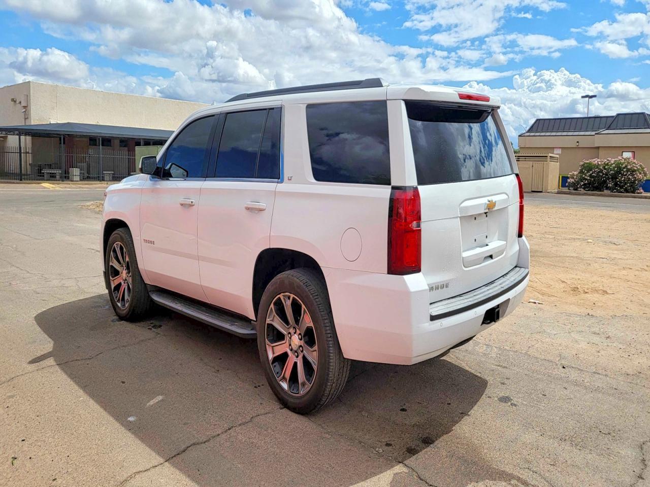 2016 CHEVROLET Tahoe