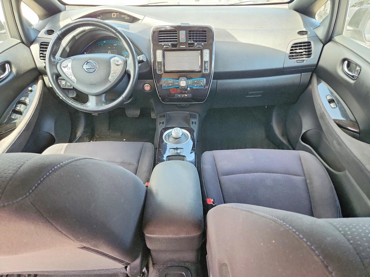 2013 NISSAN LEAF