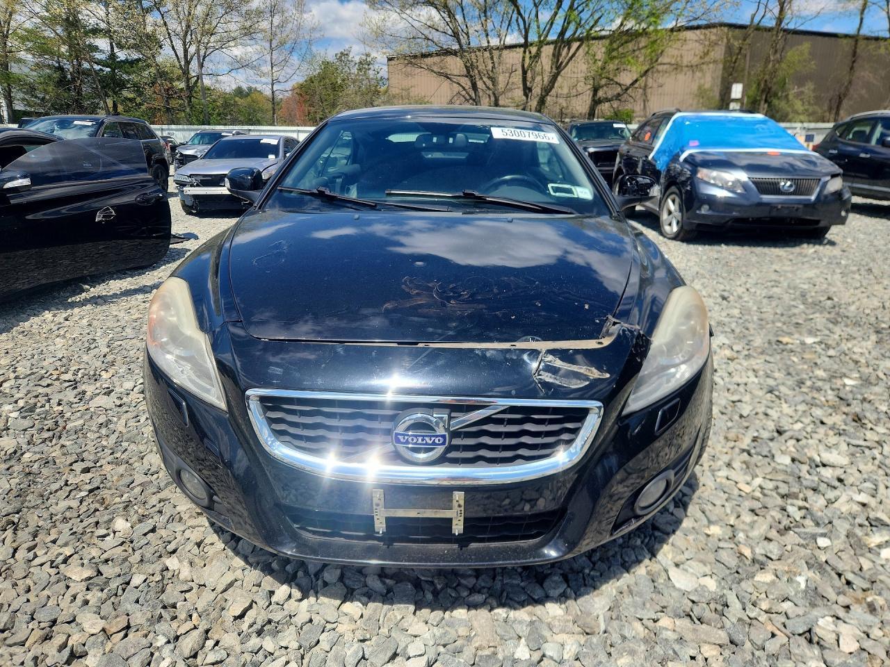 2013 VOLVO C70
