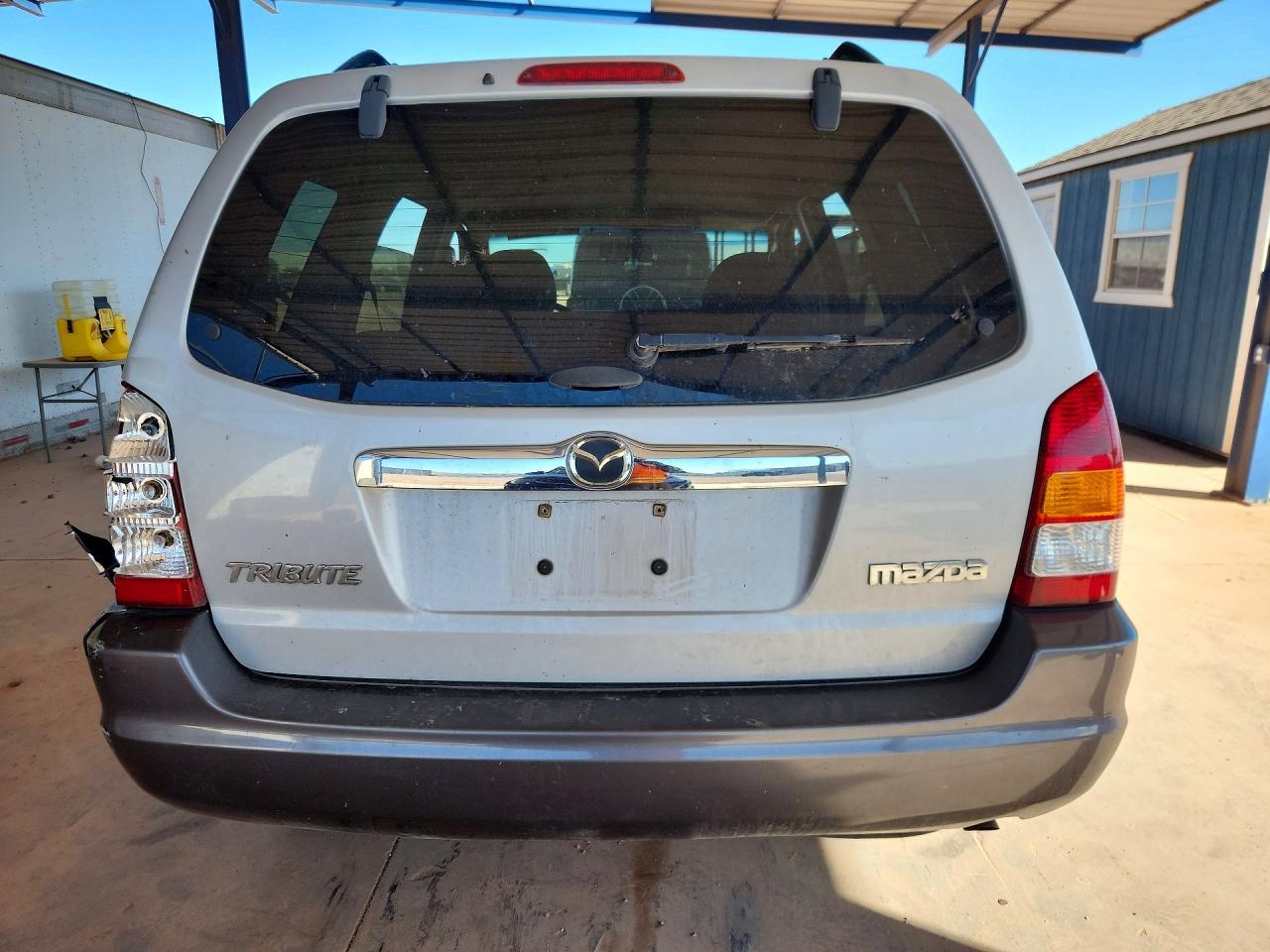 2004 MAZDA Tribute