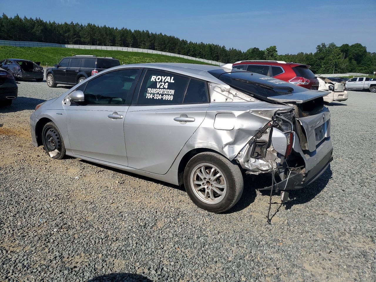 2017 TOYOTA PRIUS