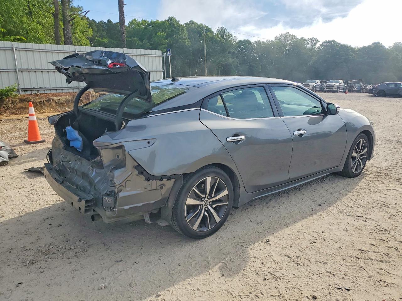 2020 NISSAN Maxima