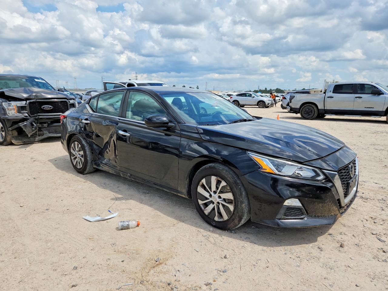 2019 NISSAN ALTIMA