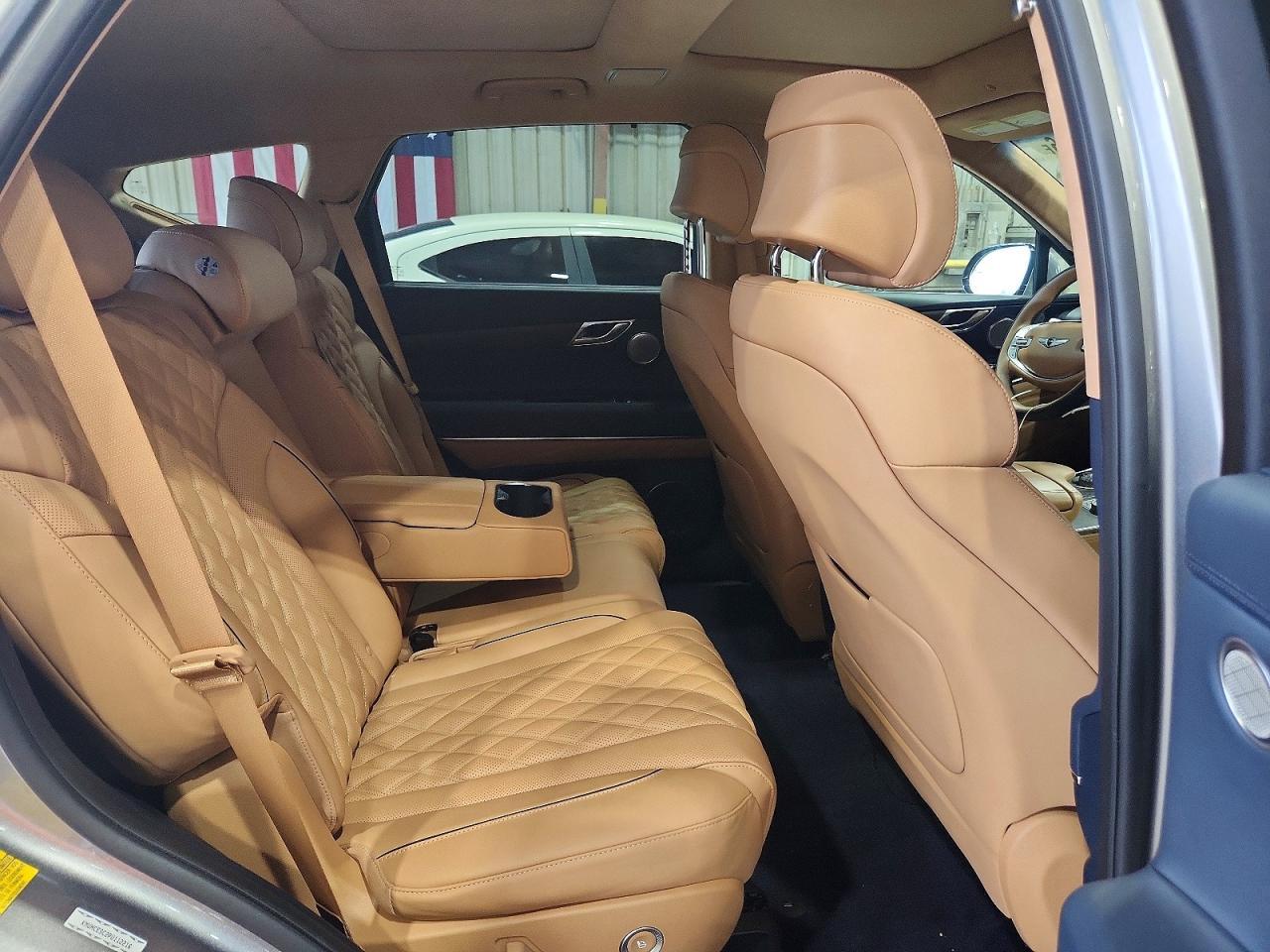 2023 GENESIS GV80