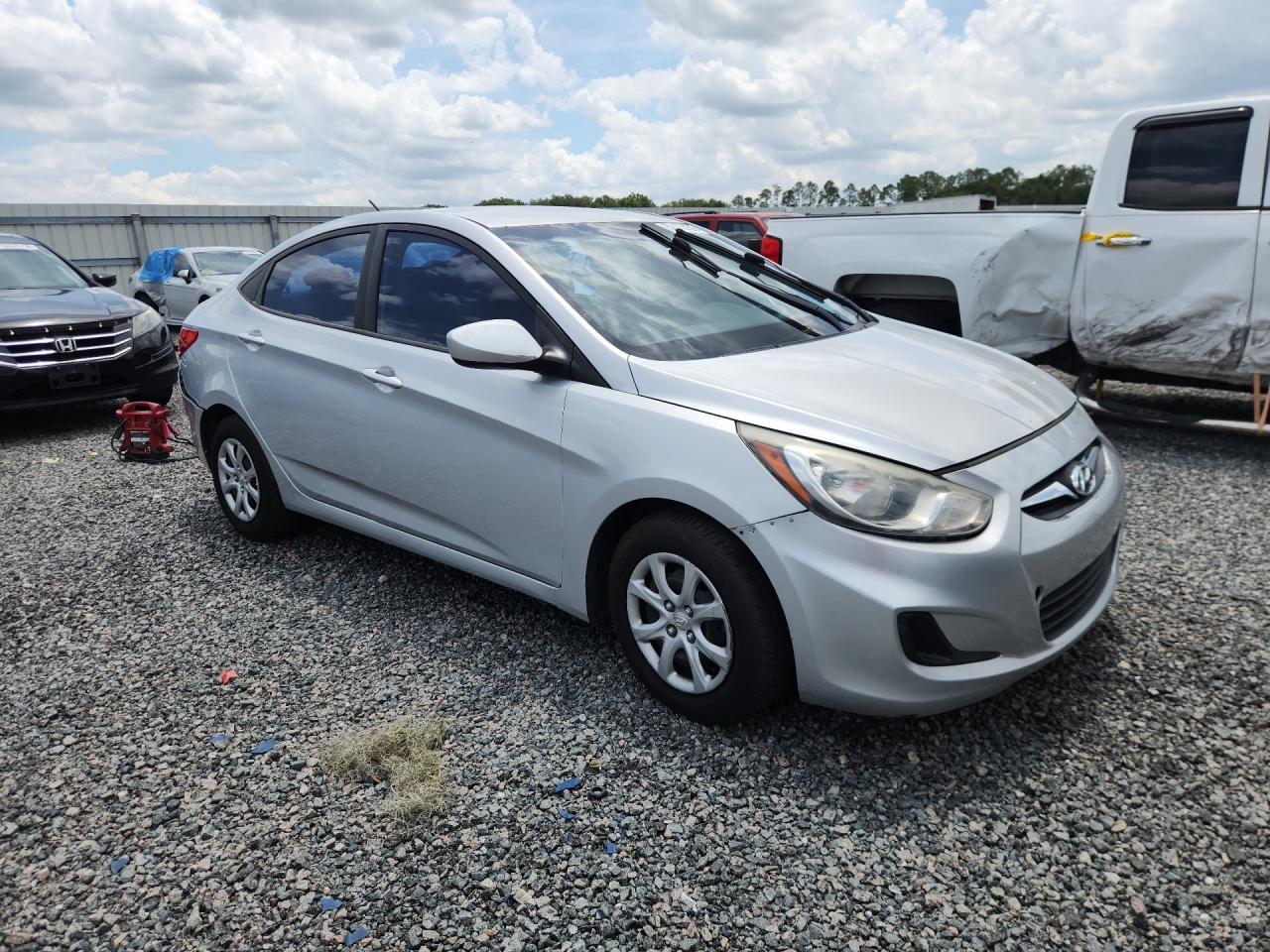 2013 HYUNDAI ACCENT