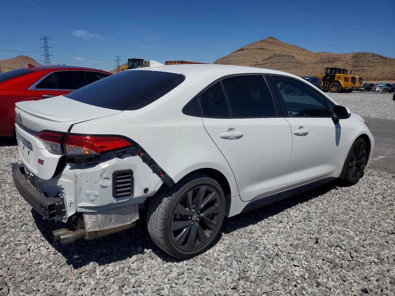 2025 TOYOTA COROLLA