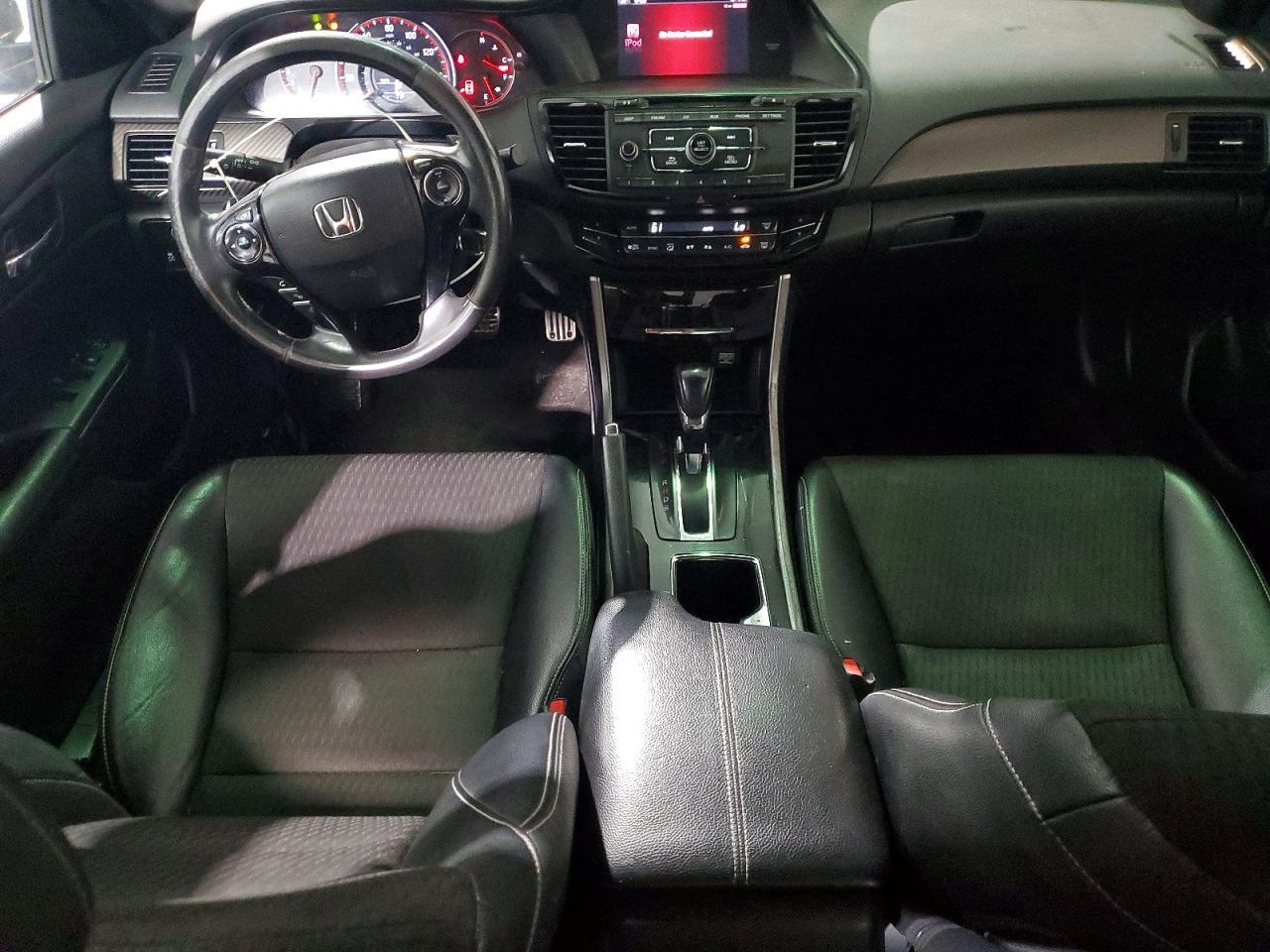 2017 HONDA ACCORD
