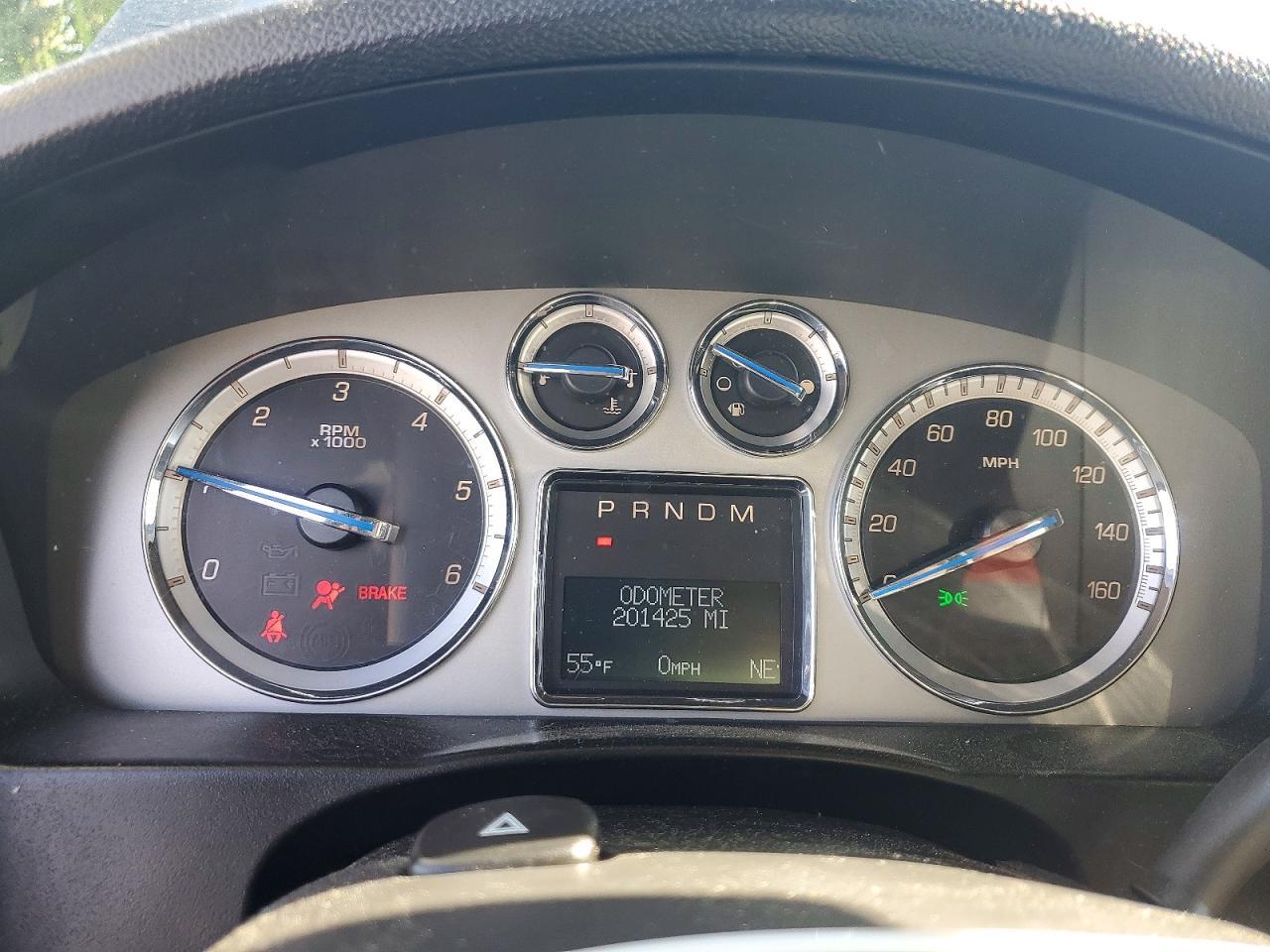 2011 CADILLAC Escalade ESV