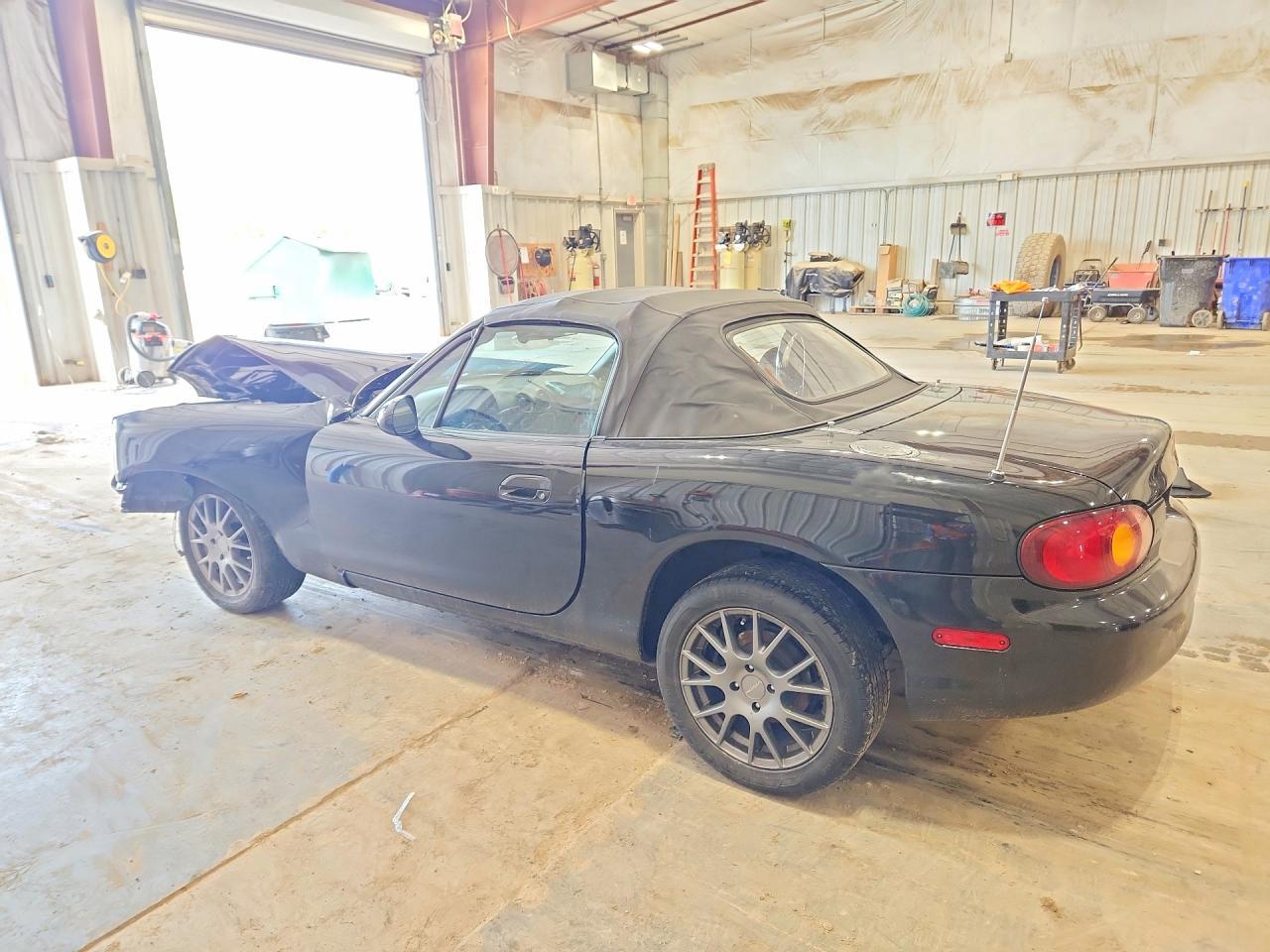2000 MAZDA MX-5 Miata