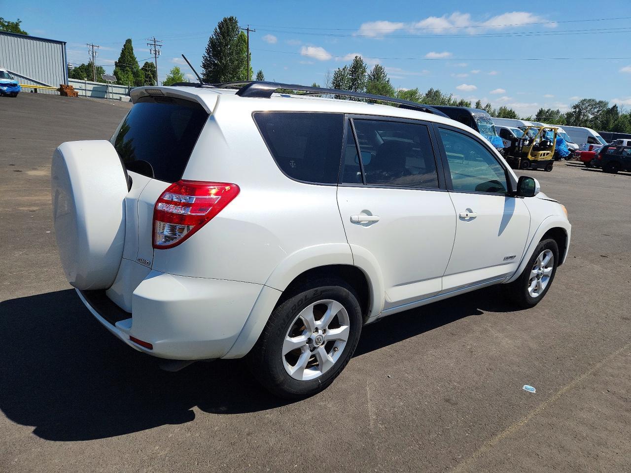 2009 TOYOTA RAV4