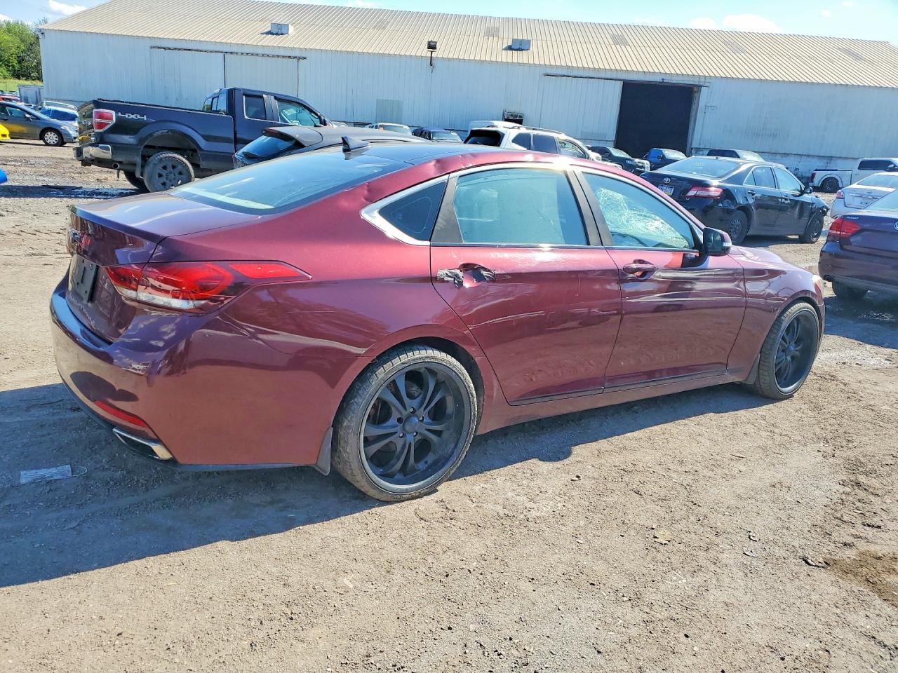 2016 HYUNDAI GENESIS