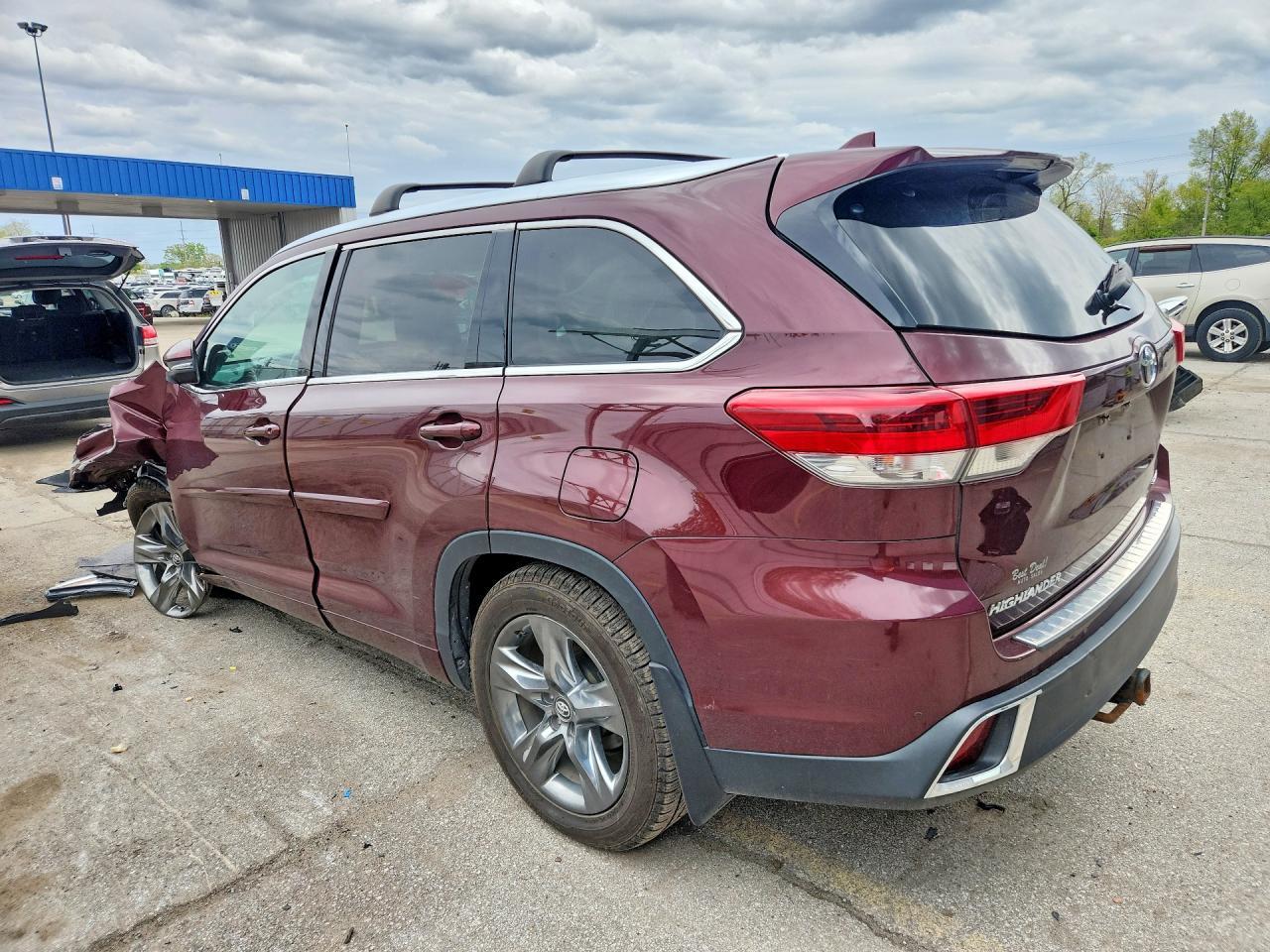 2018 TOYOTA HIGHLANDER
