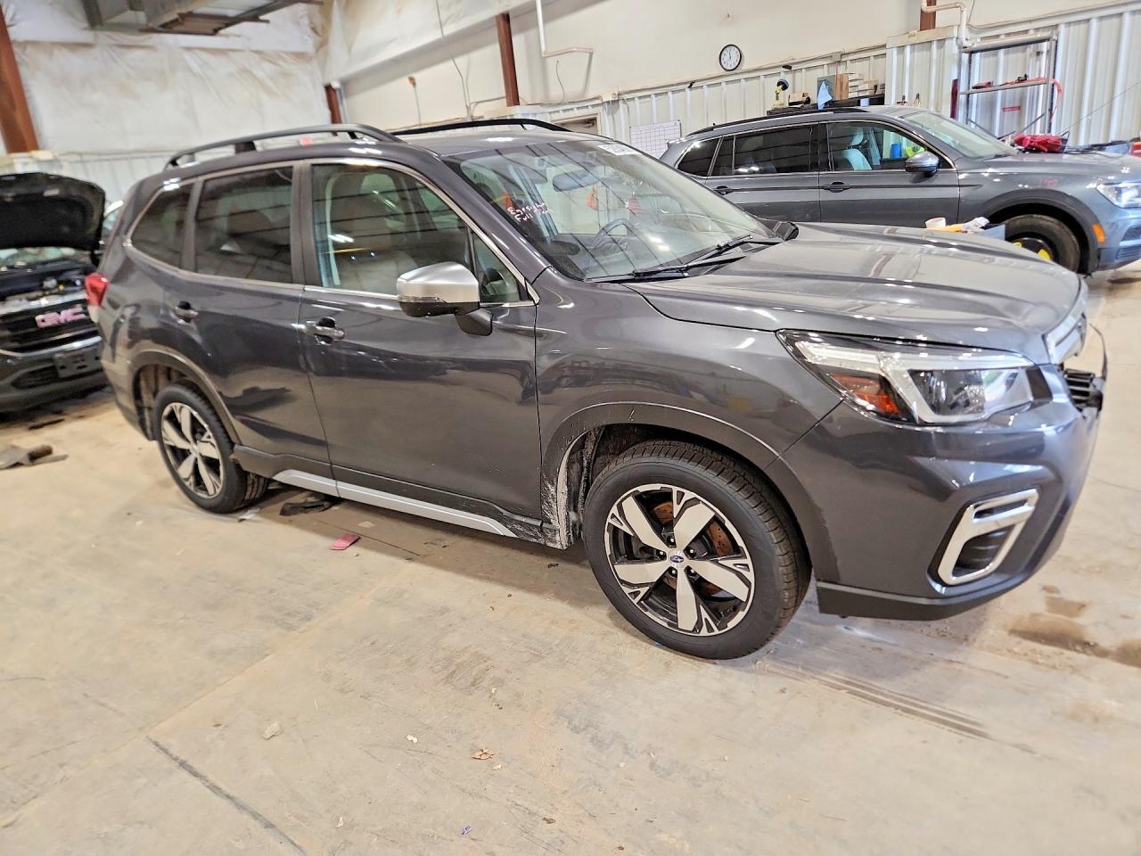 2021 SUBARU FORESTER