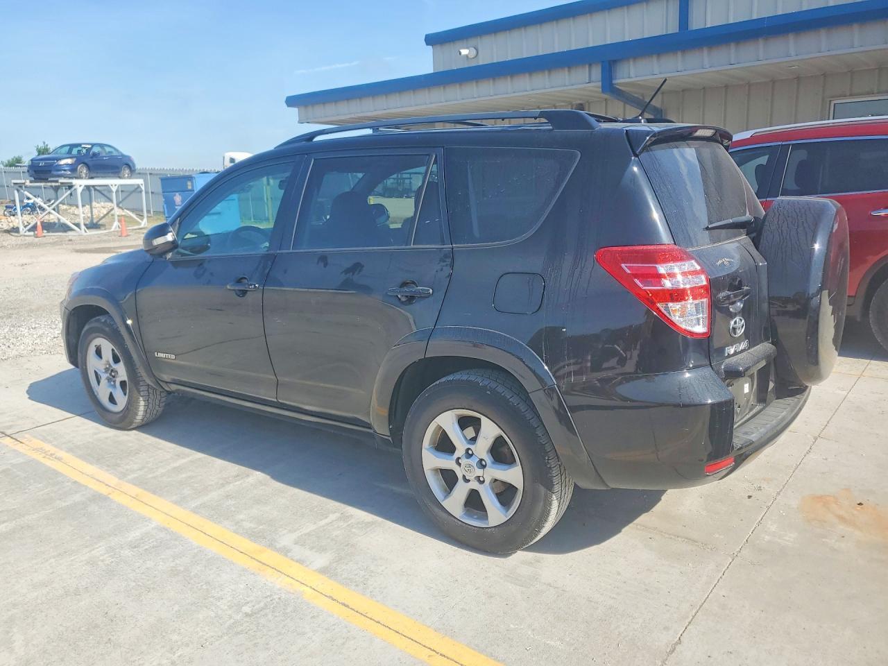 2011 TOYOTA RAV4