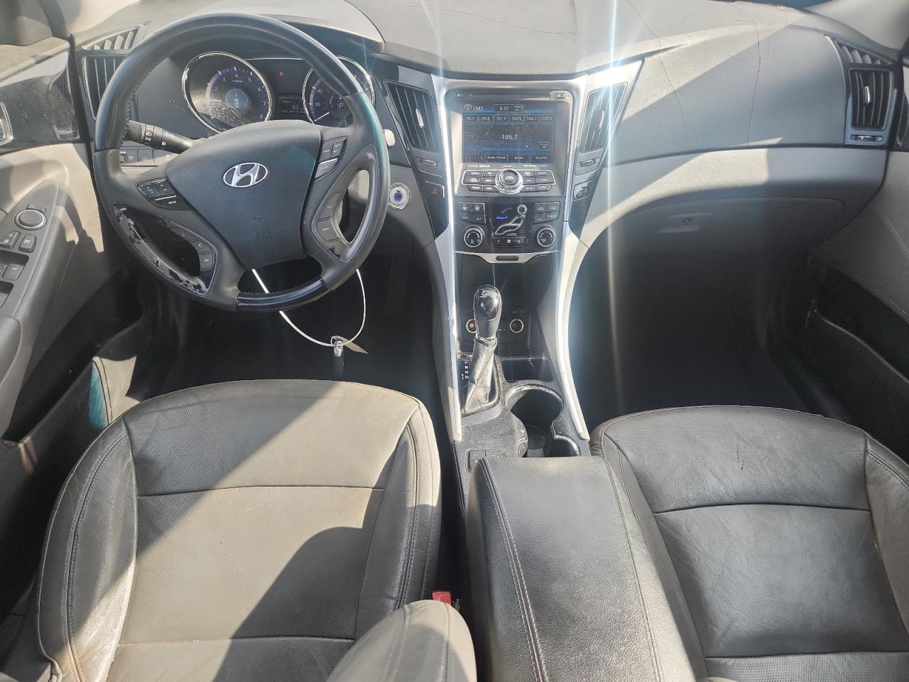 2013 HYUNDAI SONATA