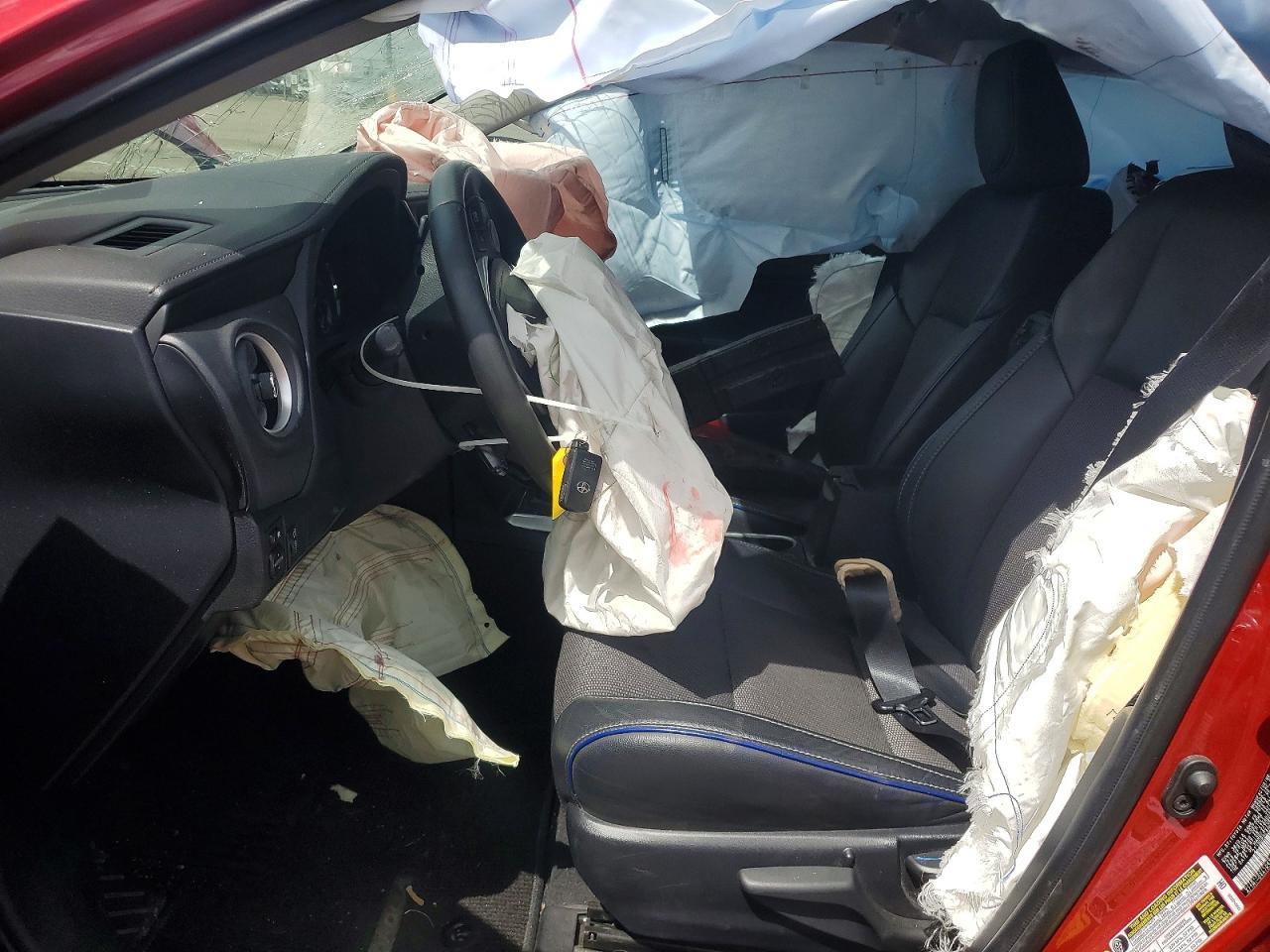2017 TOYOTA COROLLA