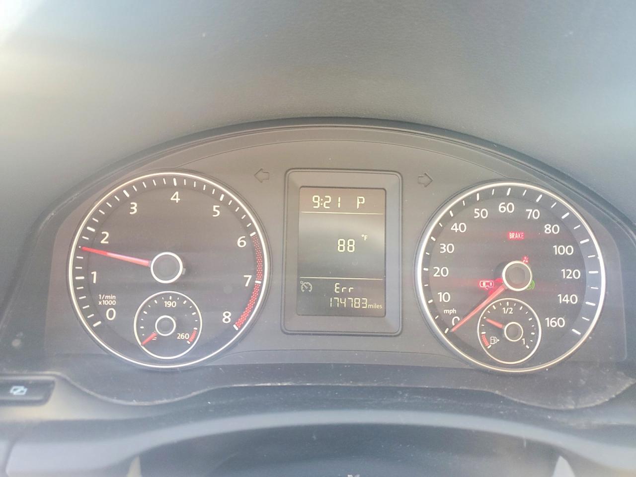 2010 VOLKSWAGEN JETTA