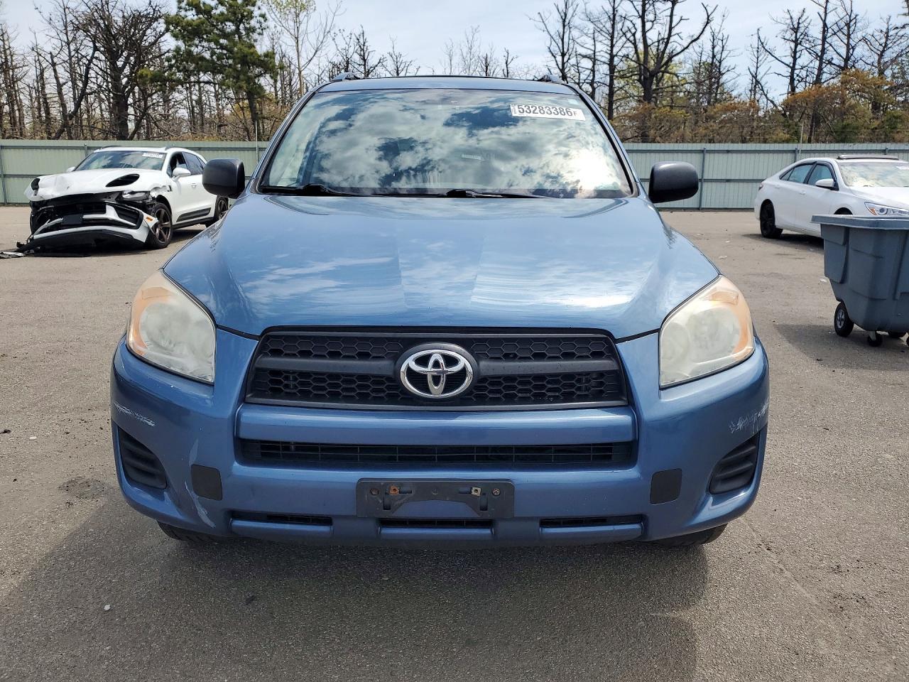 2011 TOYOTA RAV4