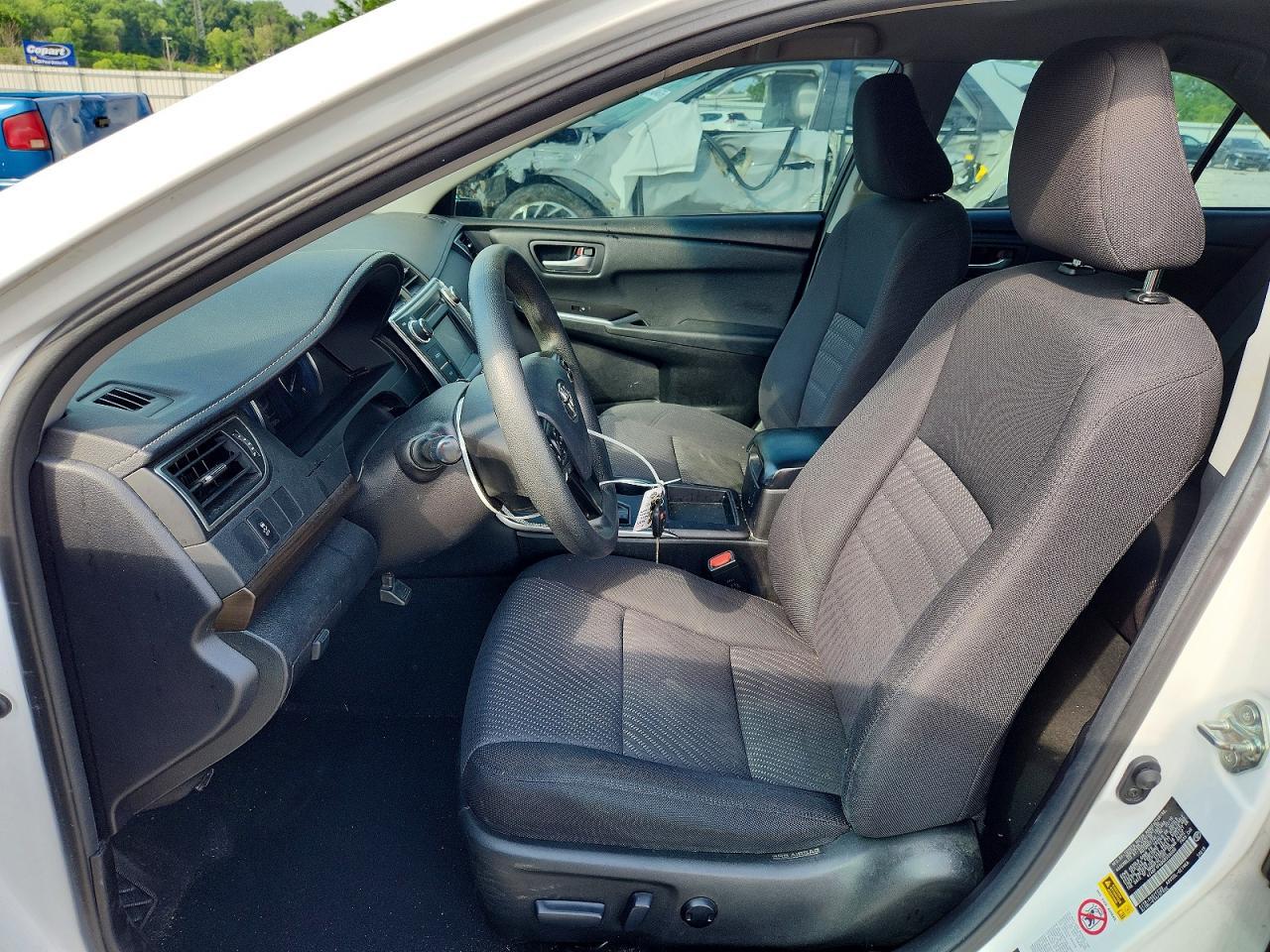2016 TOYOTA CAMRY
