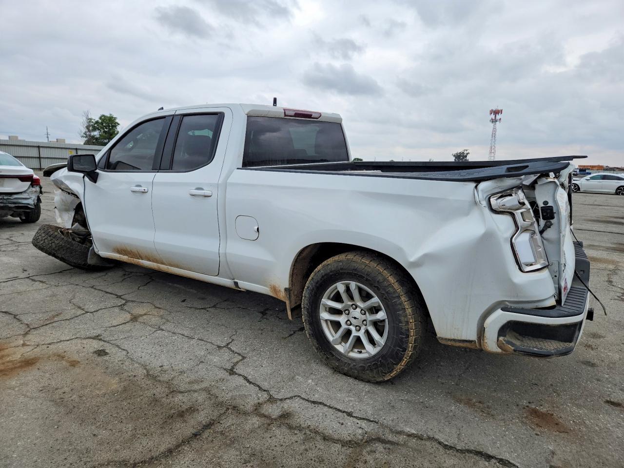 2023 CHEVROLET Silverado
