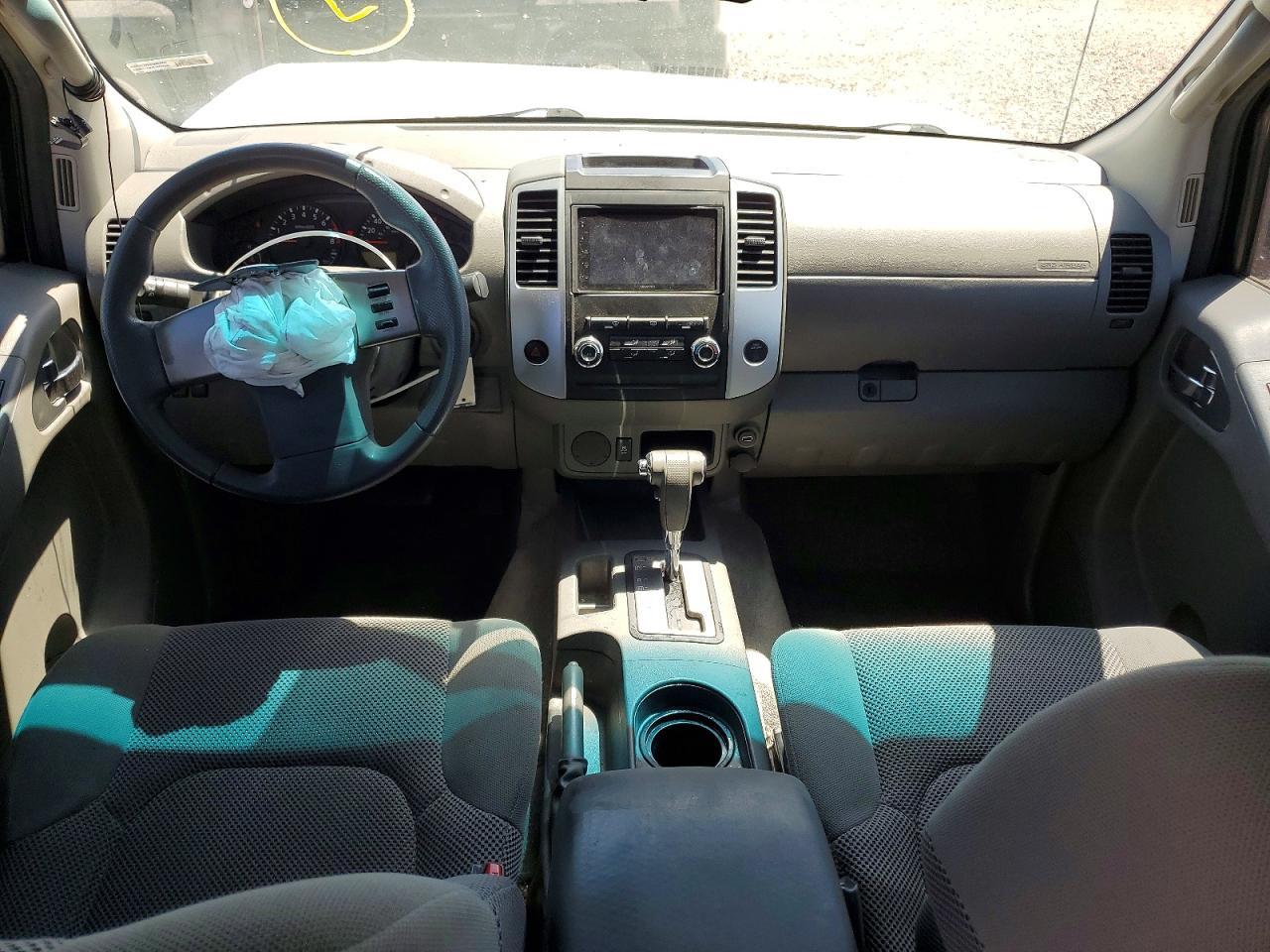 2012 NISSAN Frontier
